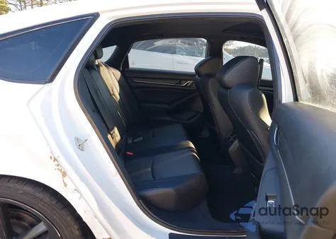 2018 Honda Accord Sport 2.0T from USA, damaged, VIN 1HGCV2F34JA032359